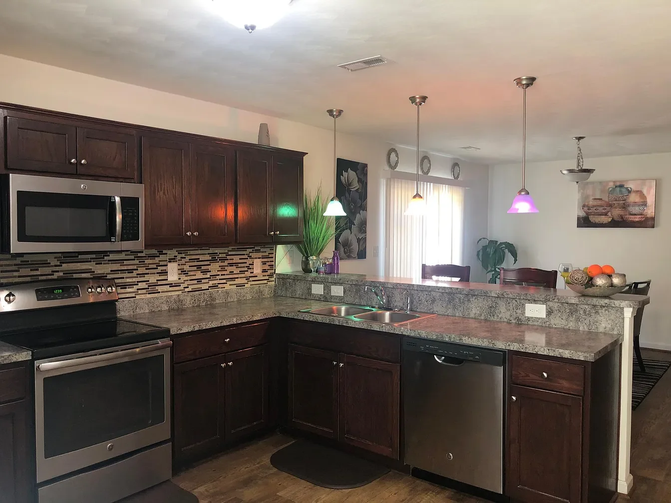 Chesapeake House: 3406 bainbridge blvd