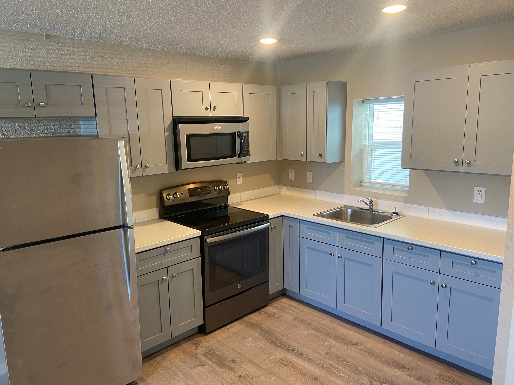 Harrisonville House: 302 N Independence St