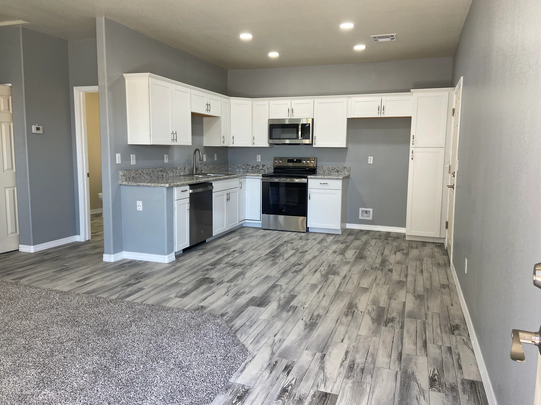 bullhead city Multiplex: 2699 Calle De Mercado