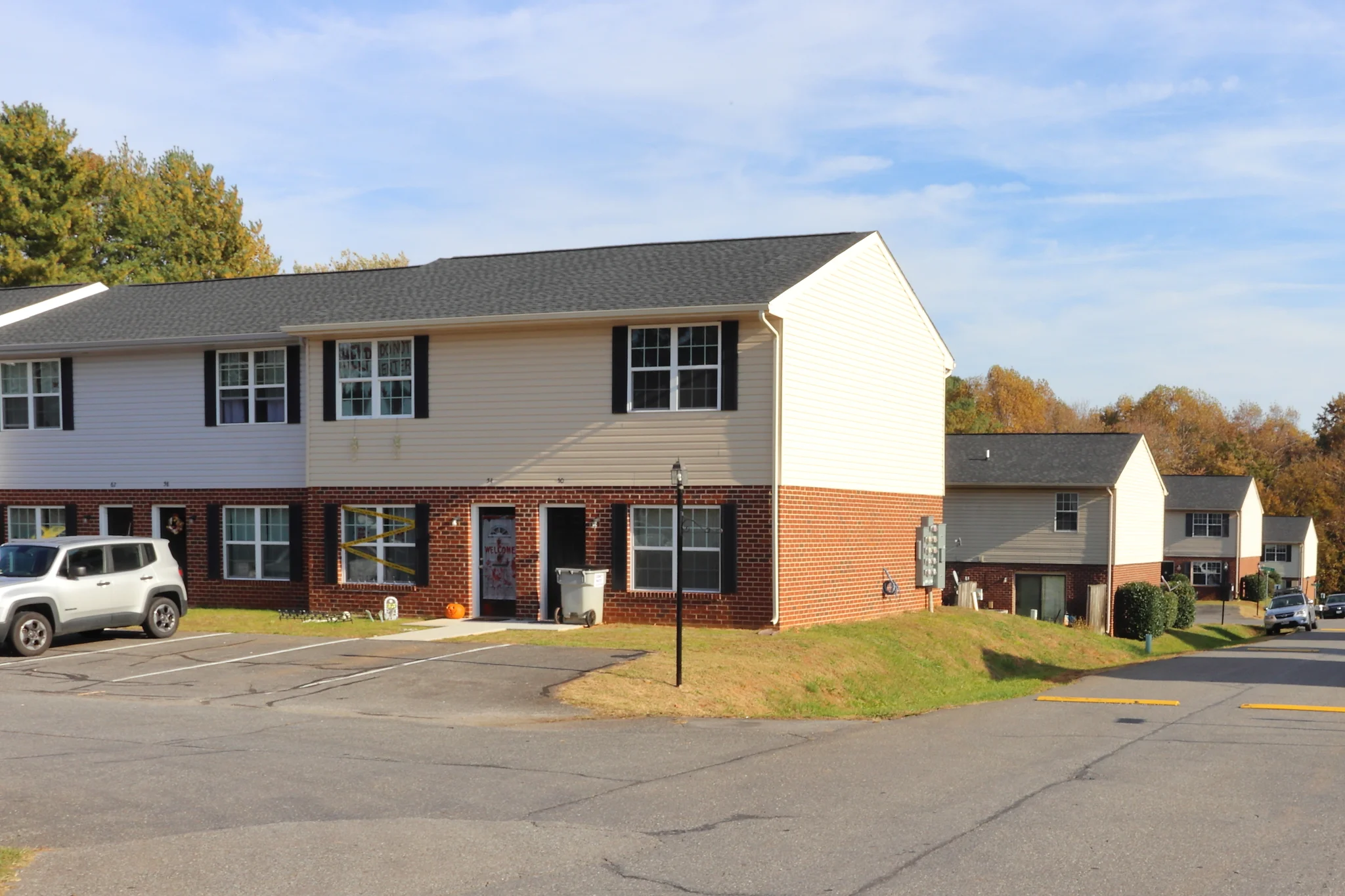 Lynchburg Apartment: 16 Duiguid Drive