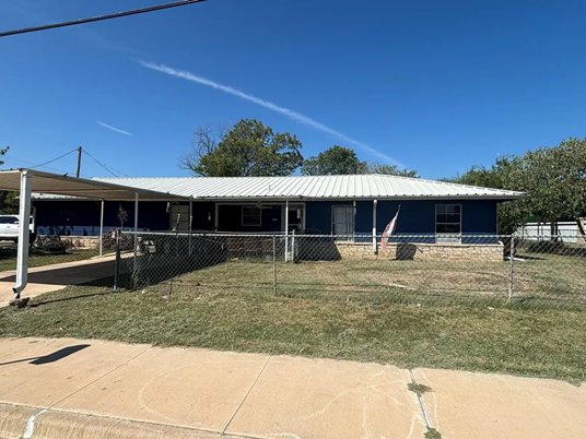 Breckenridge House: 901 N Parks Street