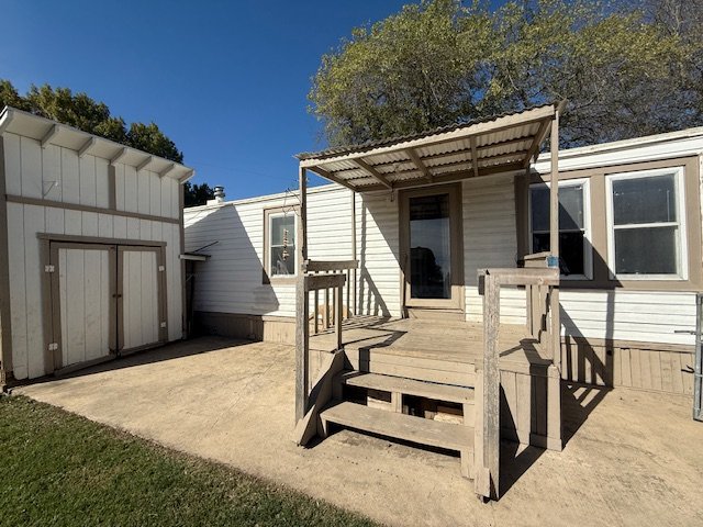 San Antonio House: 220 bark lane