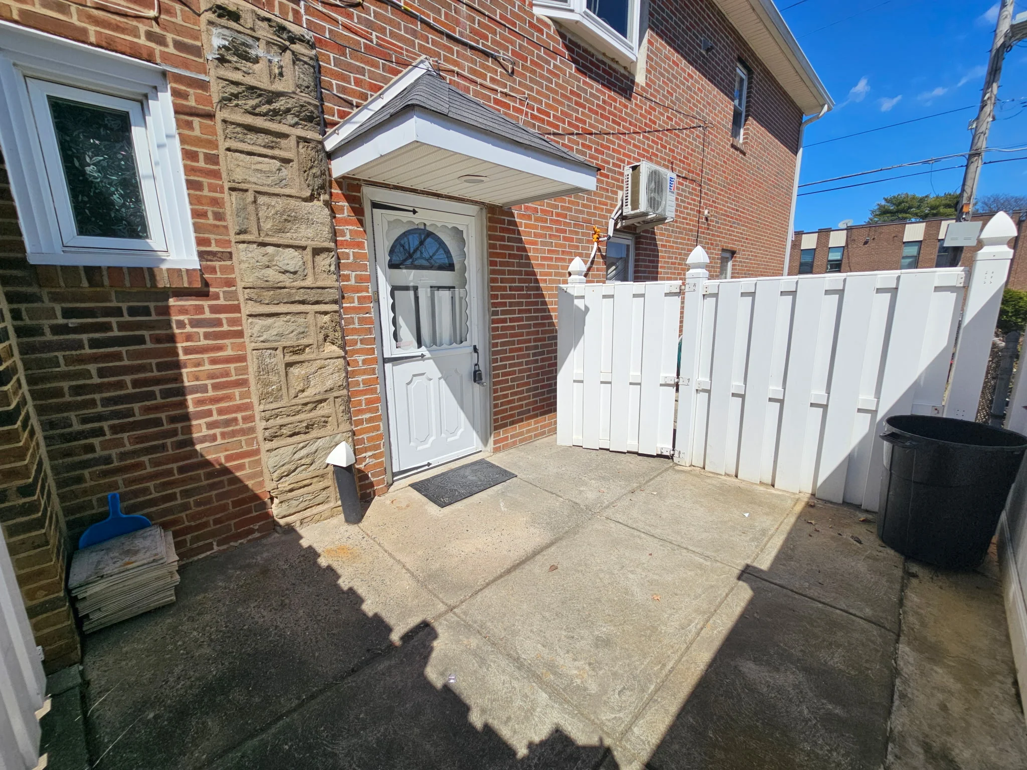 Philadelphia Multiplex: 2722 Rhawn Street