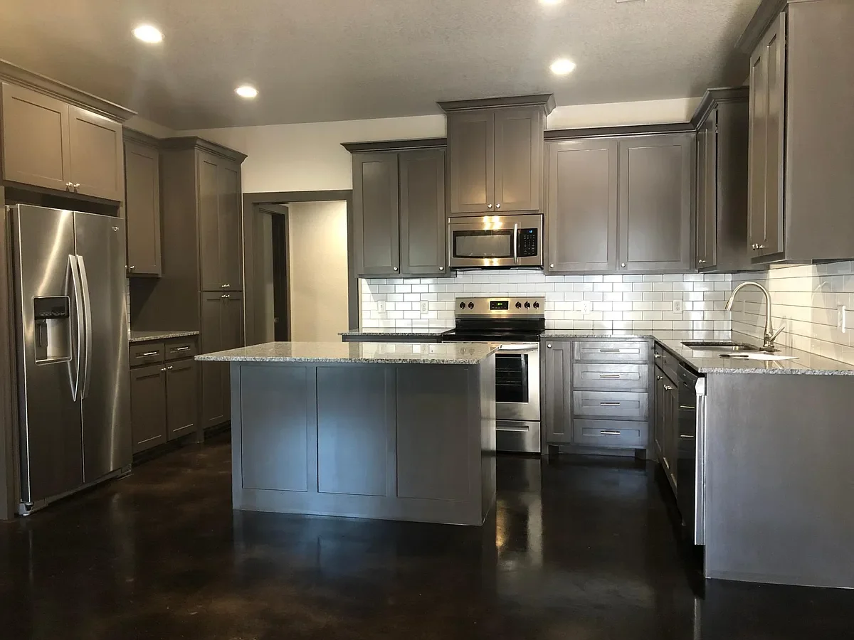 Paradise Multiplex: 403 County Road 3383