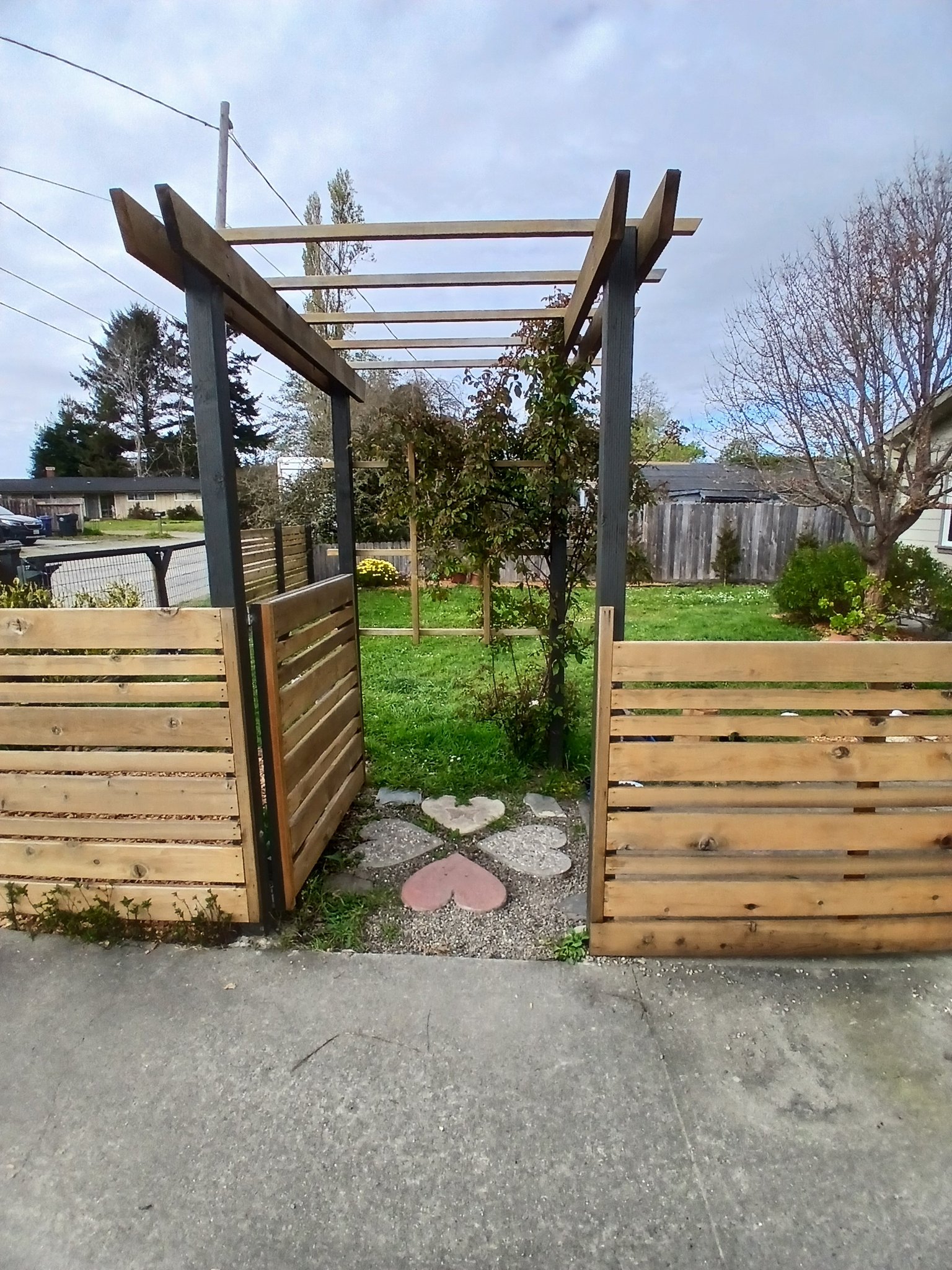 McKinleyville House: 1759 Mygina Ave