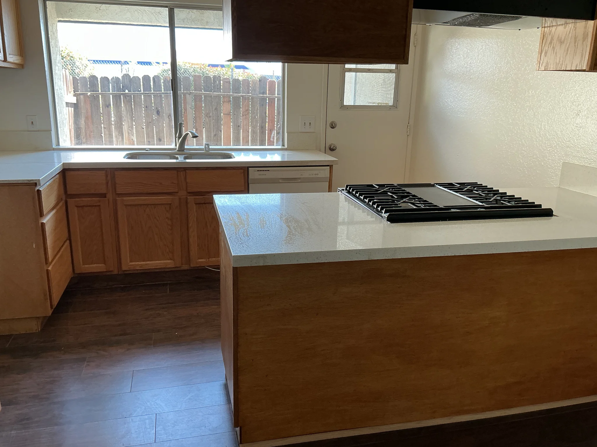 Alta Loma Apartment: 8795 Lomita Dr