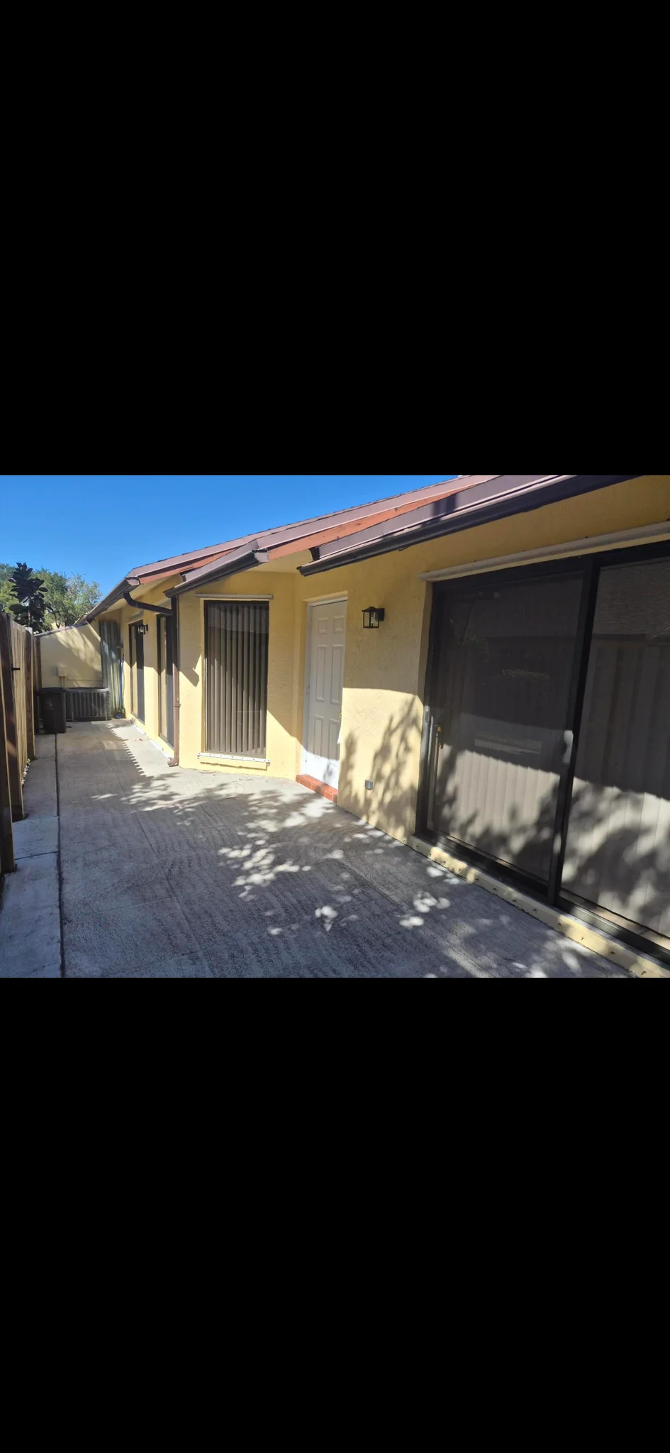 Lake Worth Townhome: 394 Springdale Cir