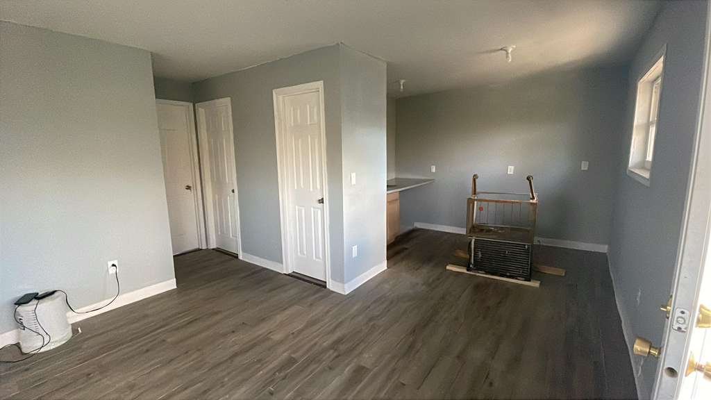Sullivan Other: 1107 N State St, Sullivan, IN 47882