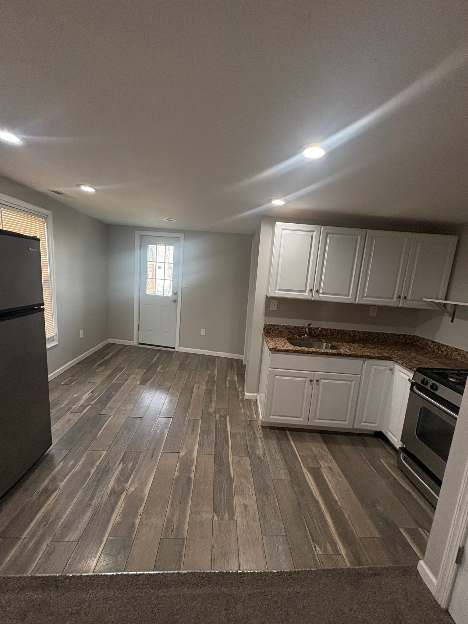 Baltimore Apartment: 1208 Daniels Ave