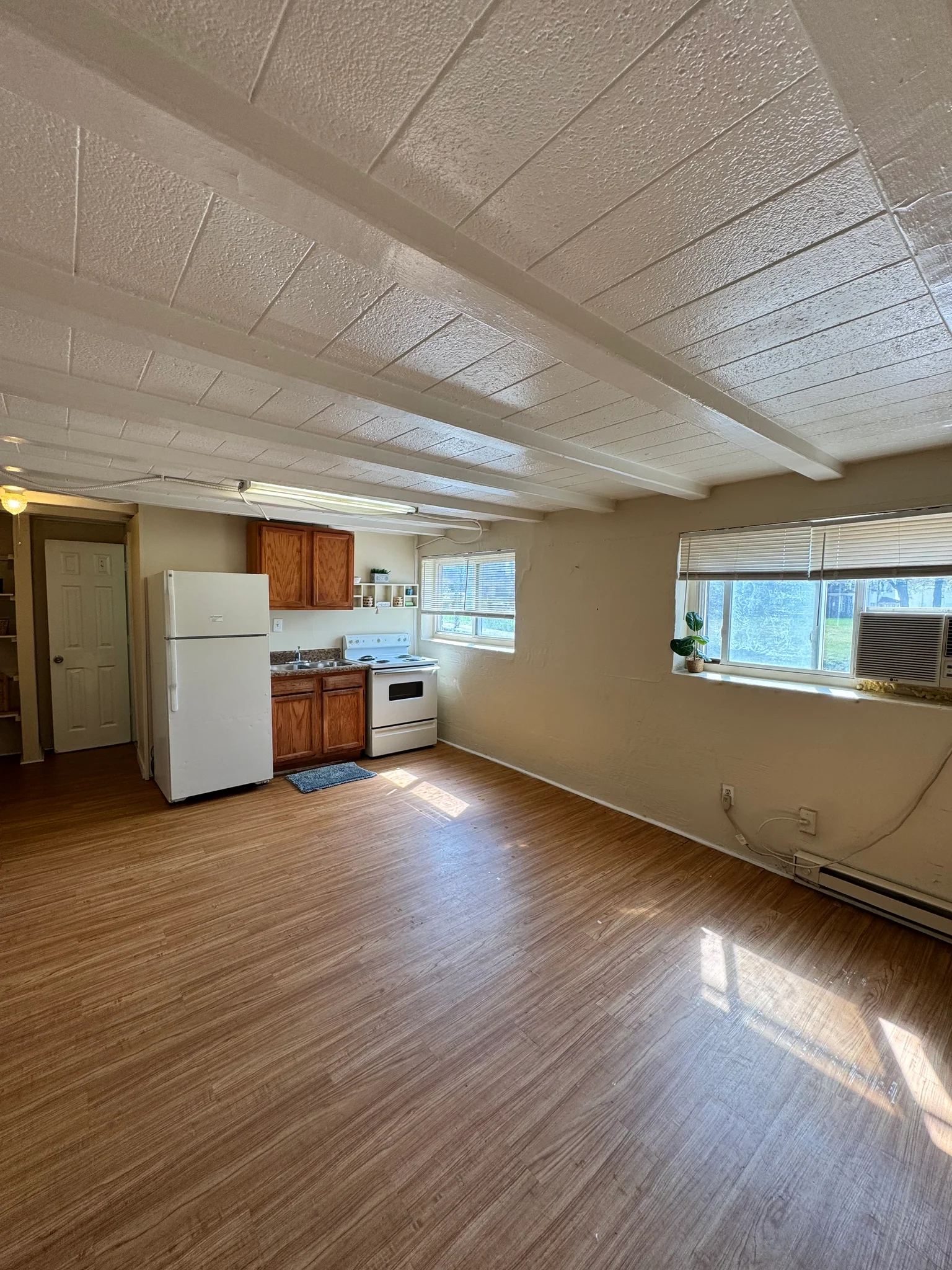 knoxville Apartment: 1901 E. 5th Ave