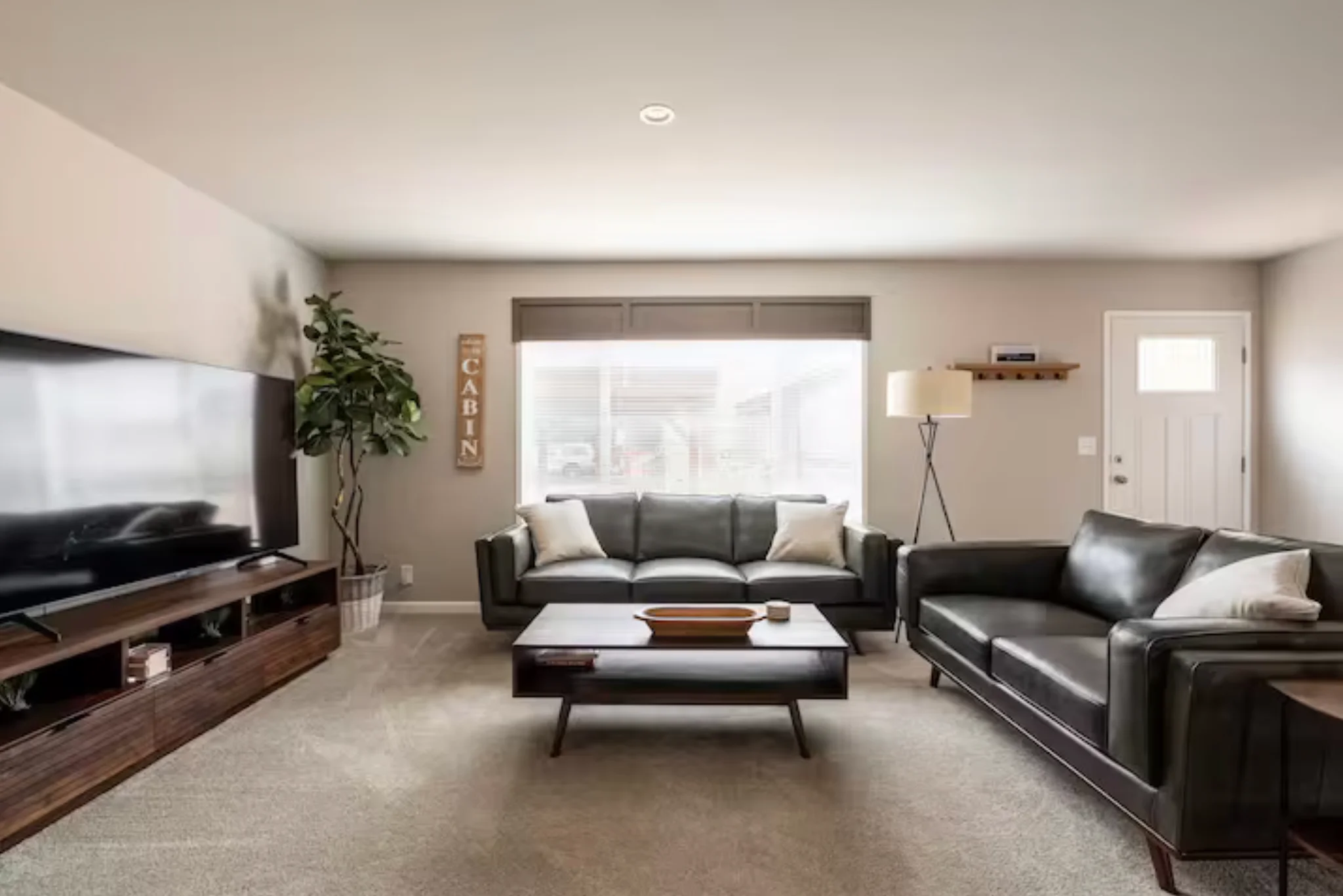 Rhododendron House: 65515 E Timberline Dr