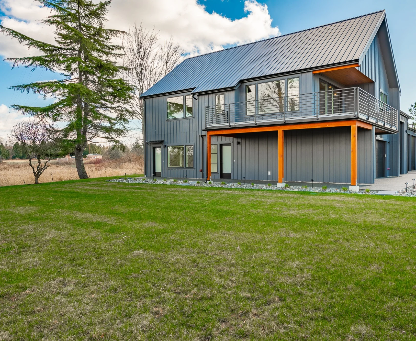 Blaine House: 8638 Harborview RD