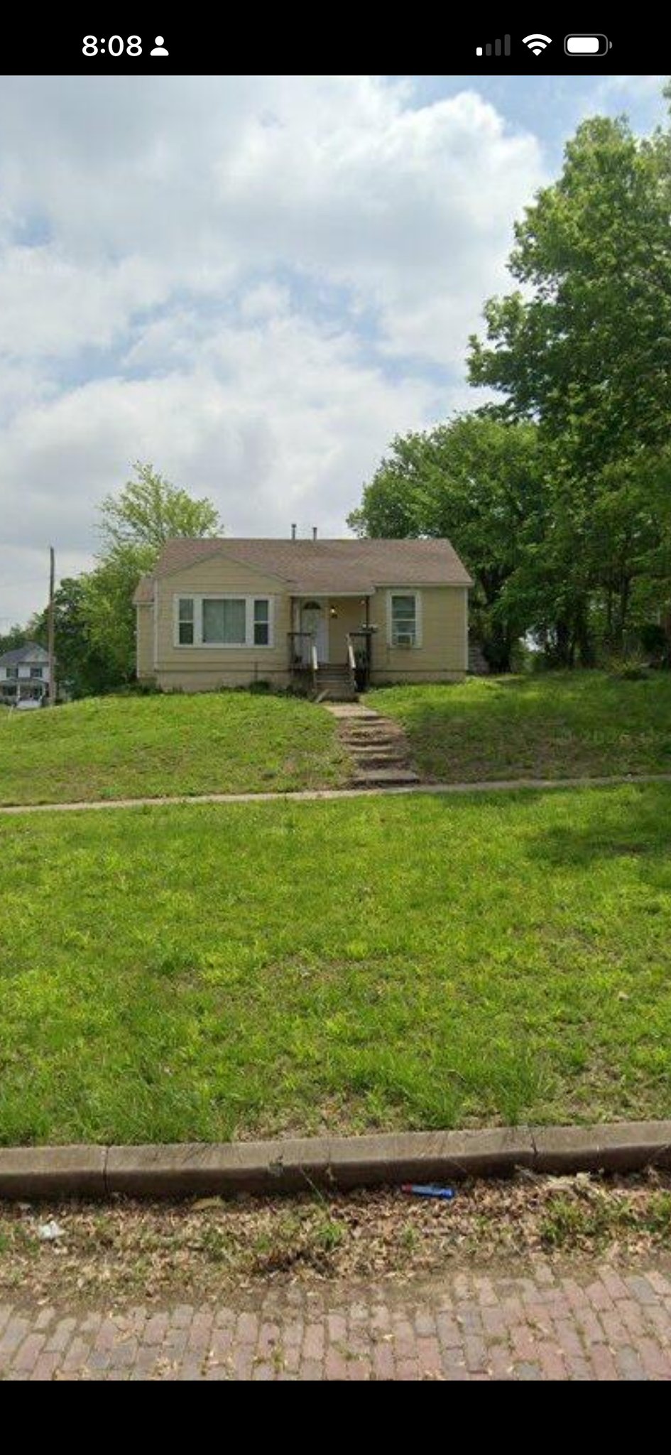 Independence House: 700 S 5th St