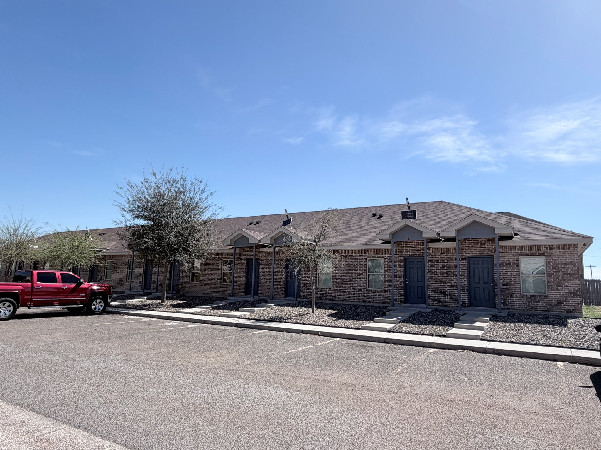 Mission Apartment: 3300 N Moorefield Rd