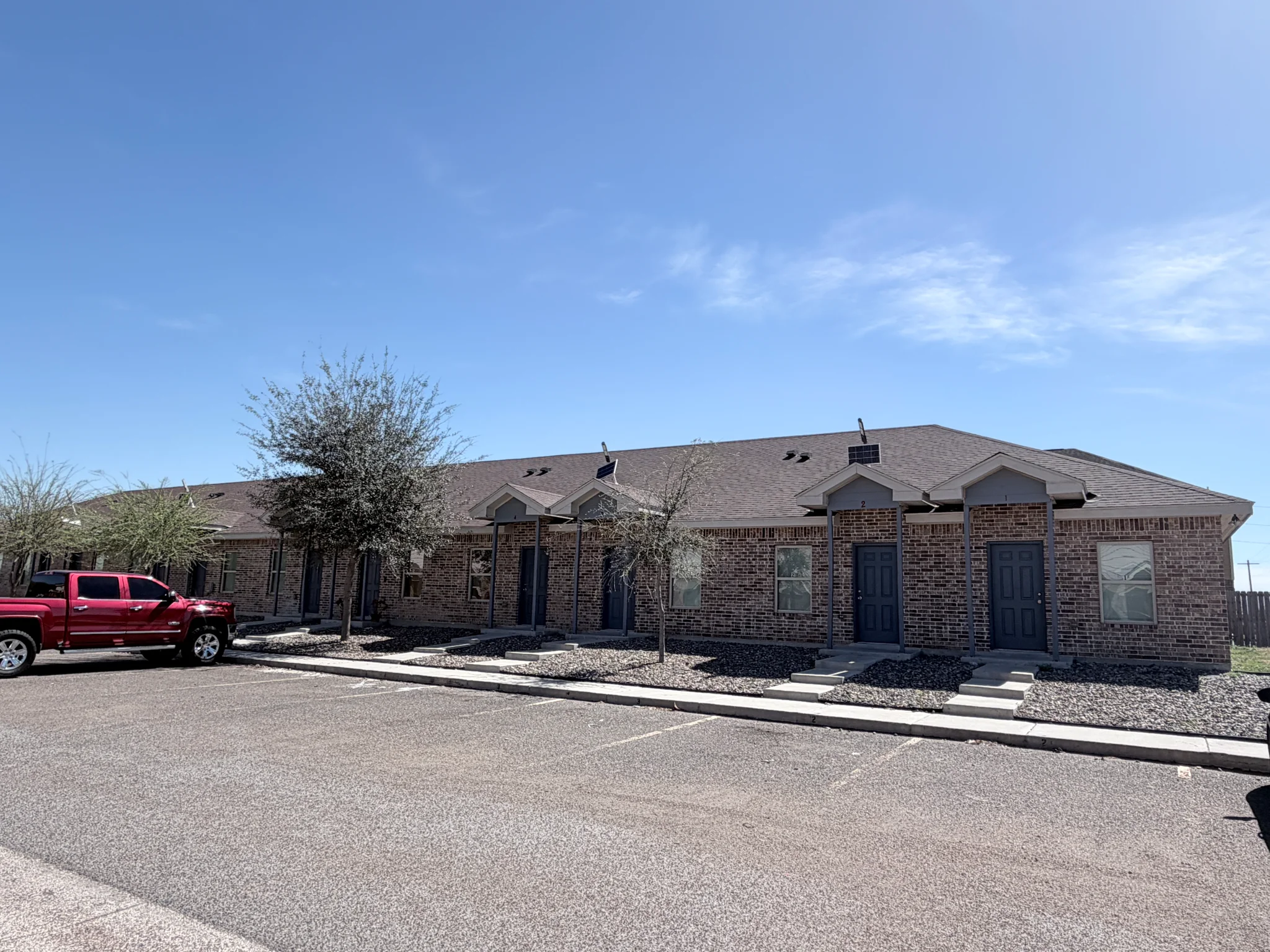 Mission Apartment: 3300 N Moorefield Rd