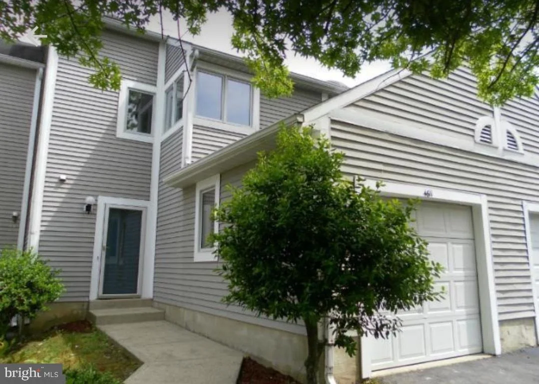 Oxon Hill Townhome: 4611 Winterberry Lane