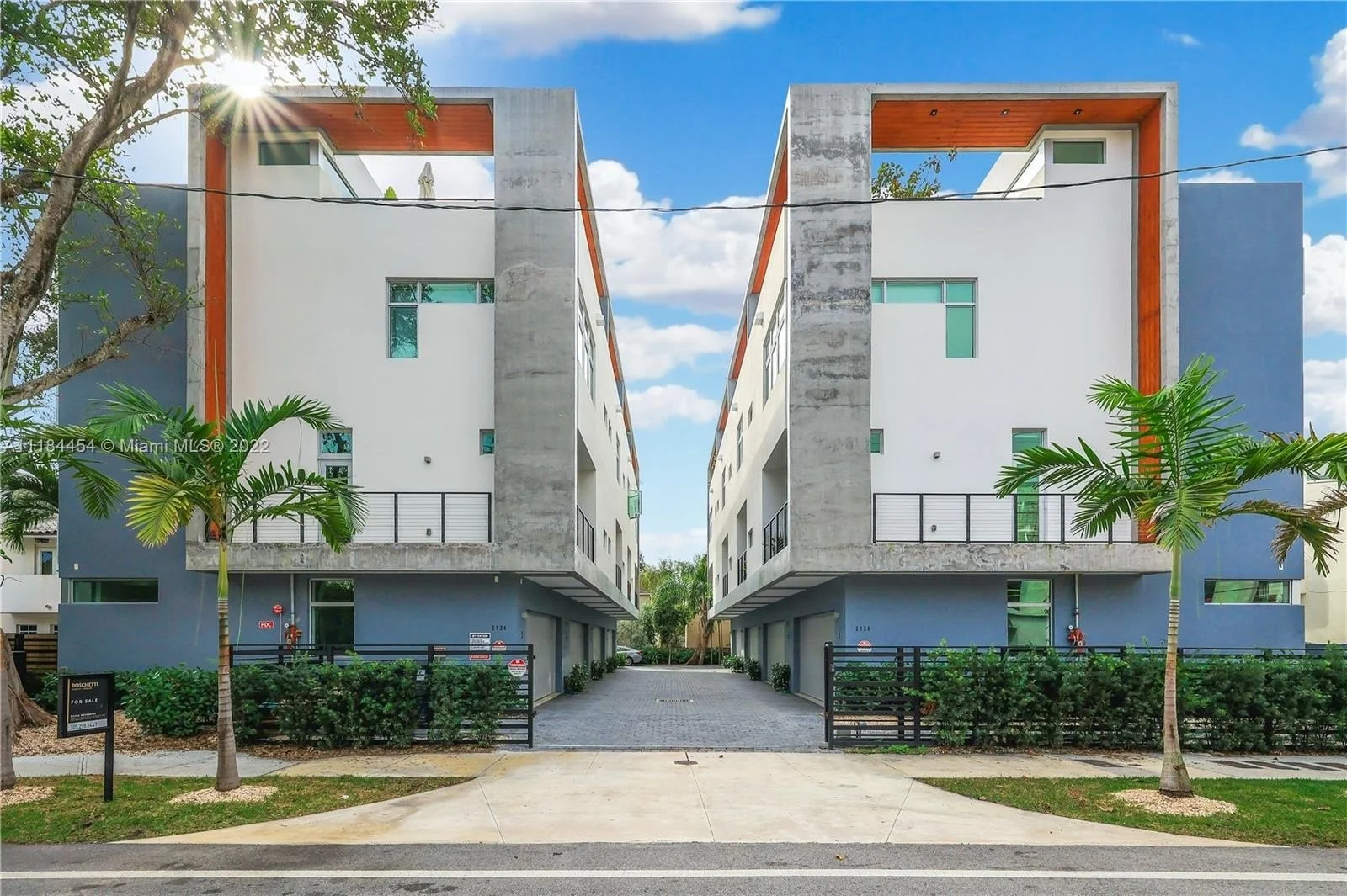 Miami Townhome: 2926 Bird Ave