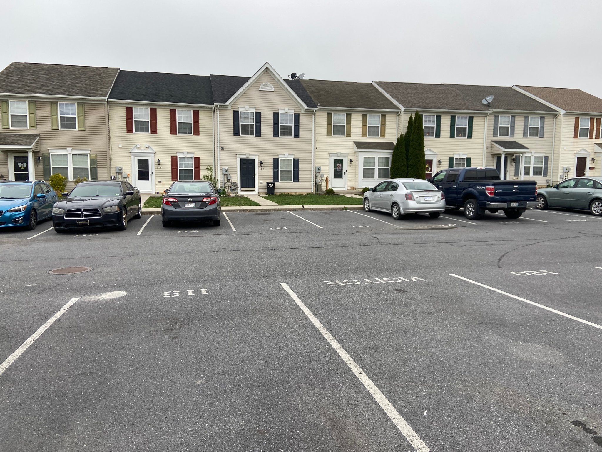 Martinsburg Townhome: 121 Checko Ct