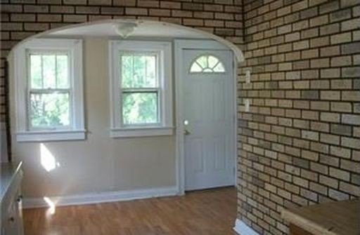 Kansascity House: 3238 Webster ave