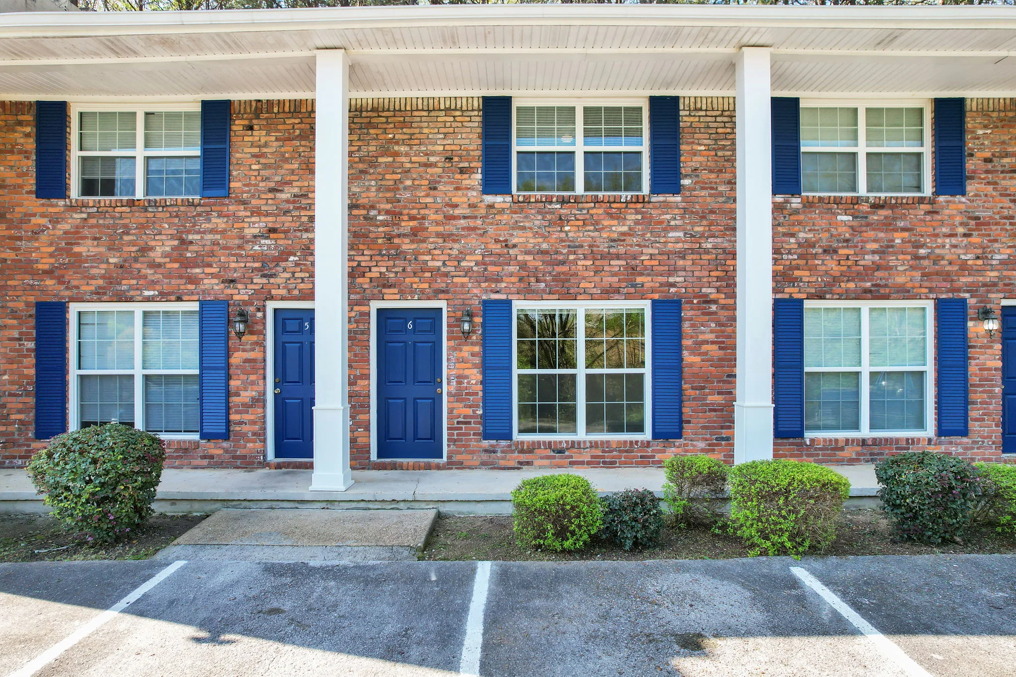 Hixson Apartment: 1312 Ely Rd Hixson, TN 37343