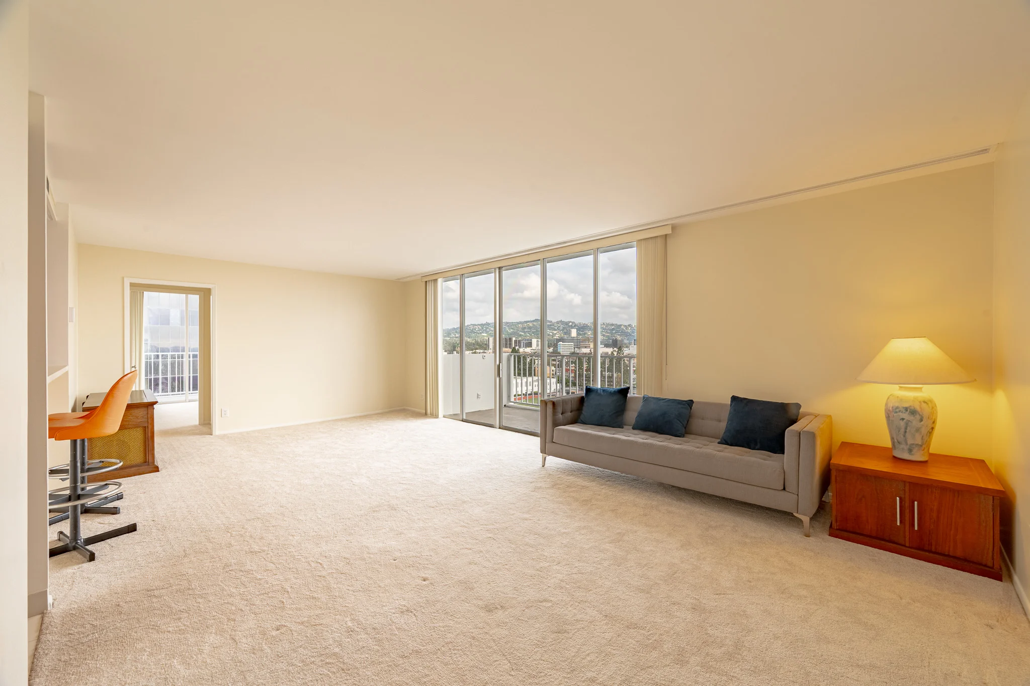 Los Angeles Condo: 2160 Century Park East