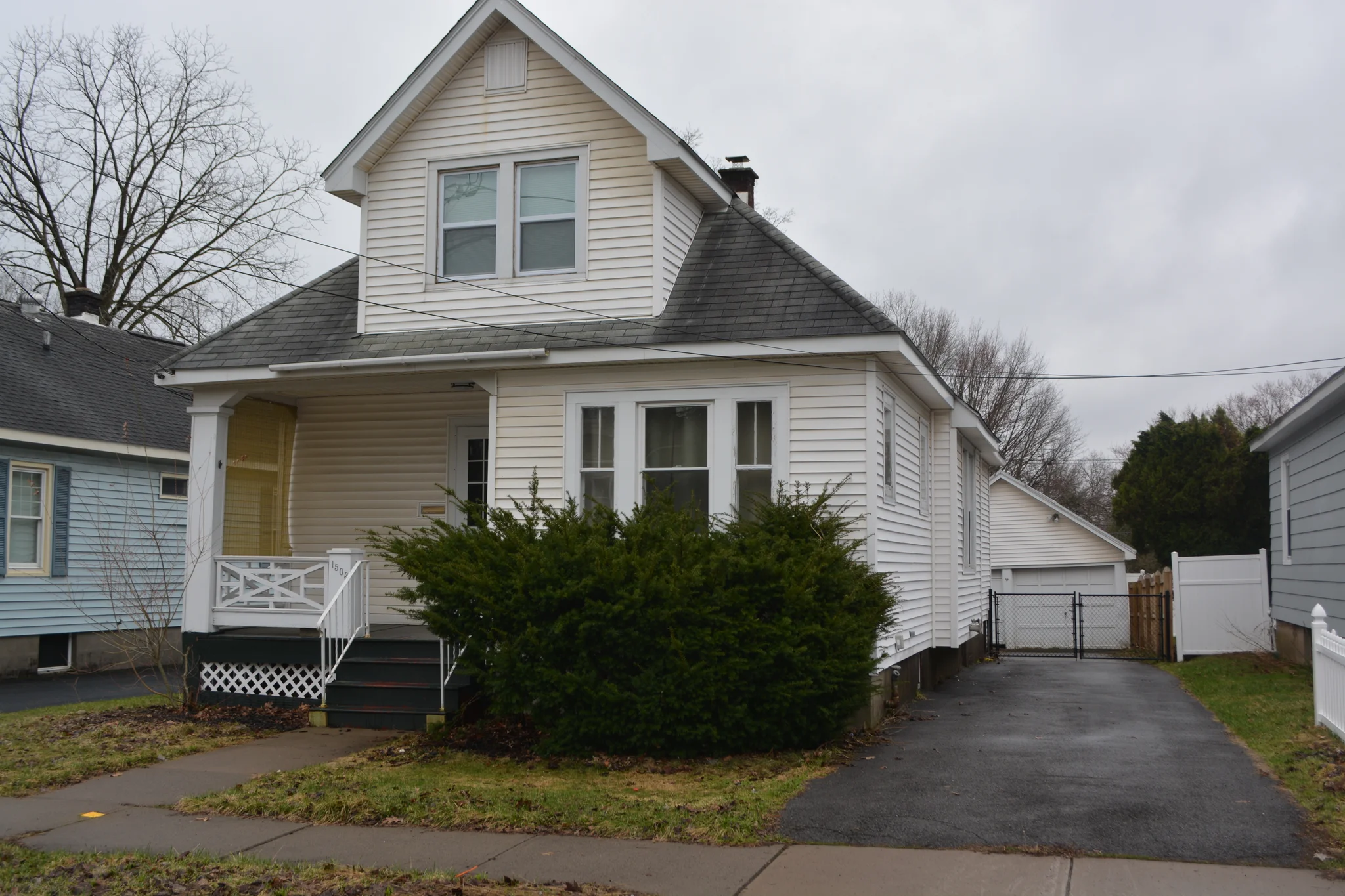 Utica House: 1503 Fox Place