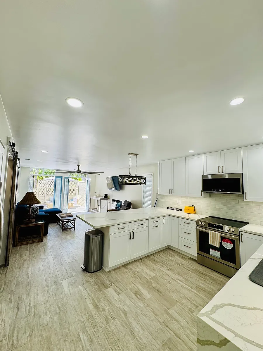 San Diego Multiplex: 738 Dover Ct