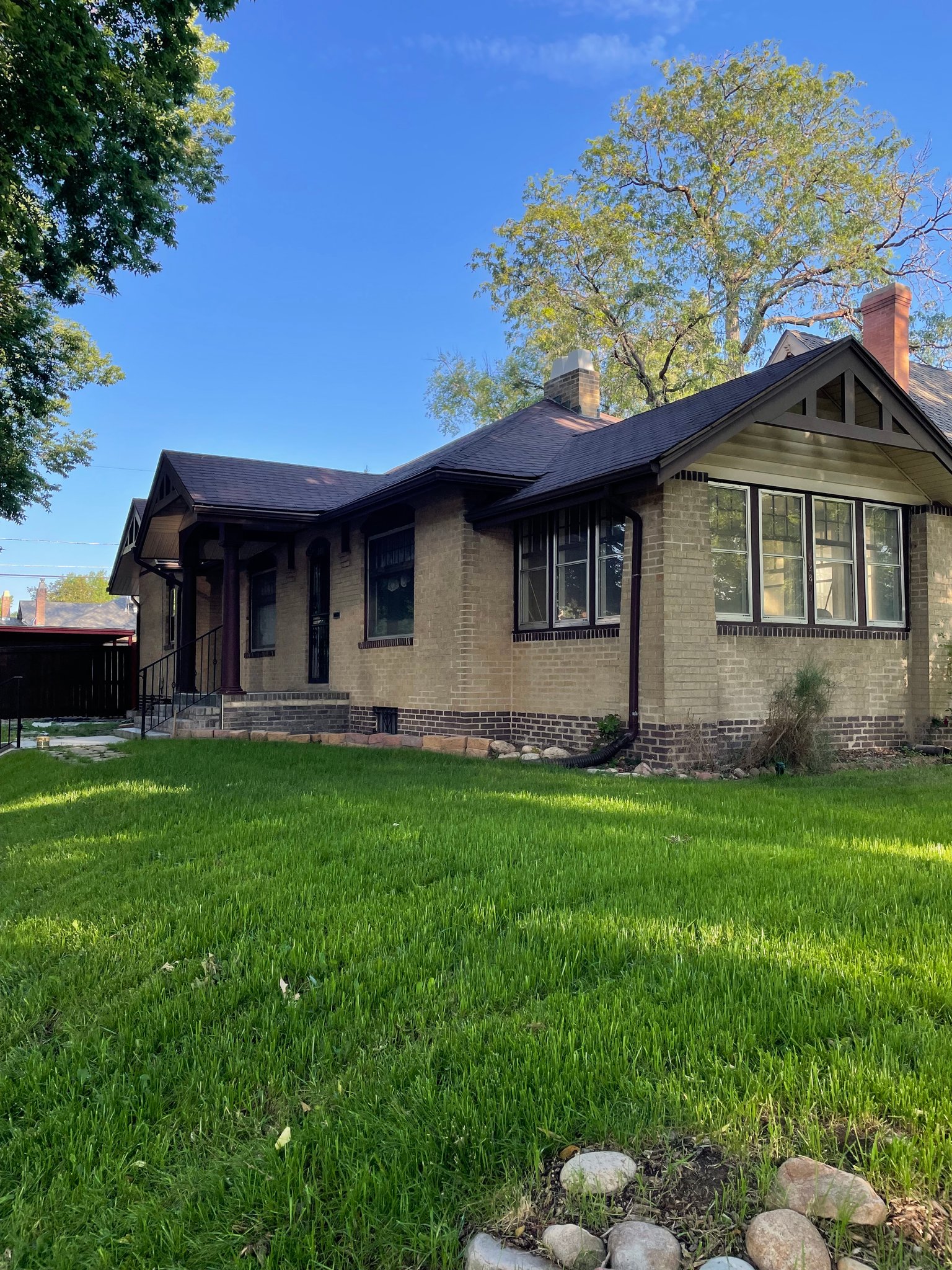 Denver House: 2801 Clermont