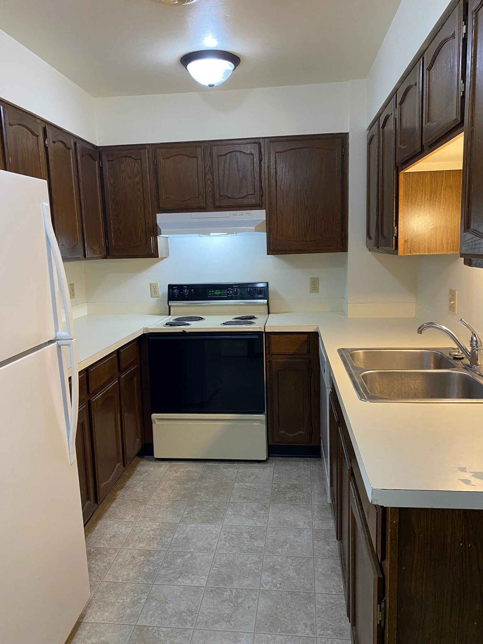 Grand Forks Condo: 3504 11th Ave N.