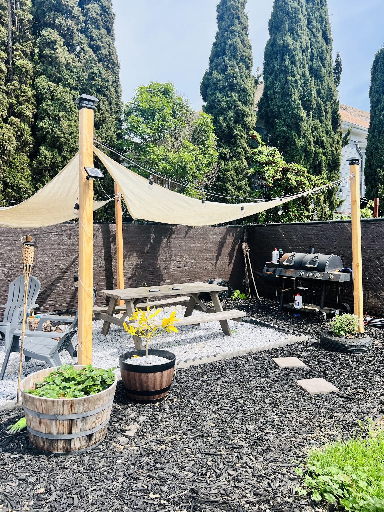 Vallejo House: 1910 Marin St