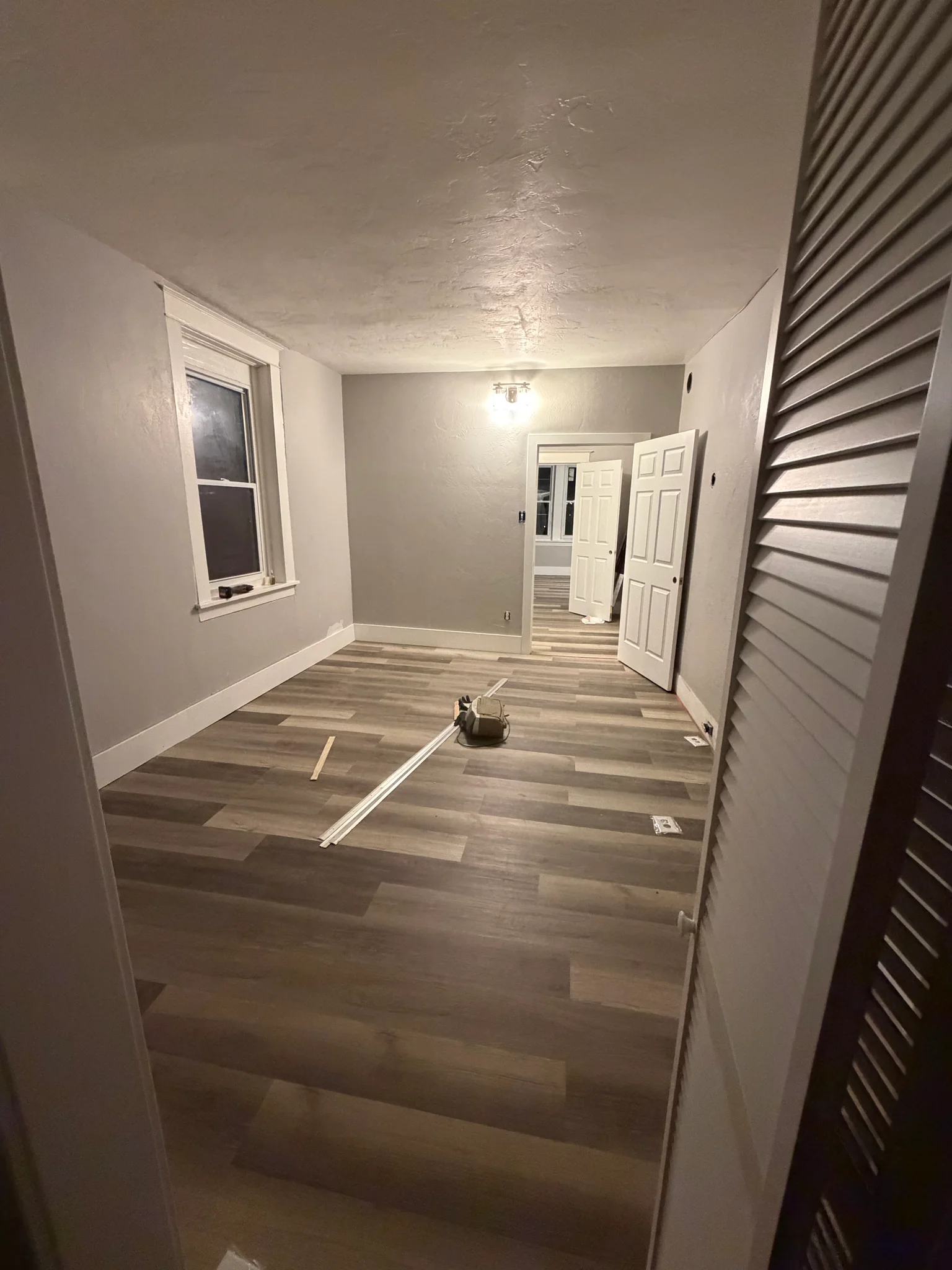 Pittsburgh Apartment: 907 Chartiers Ave