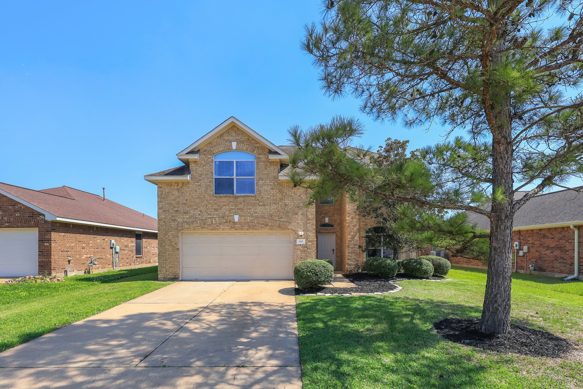 Rosenberg House: 615 Arbor Green Lane