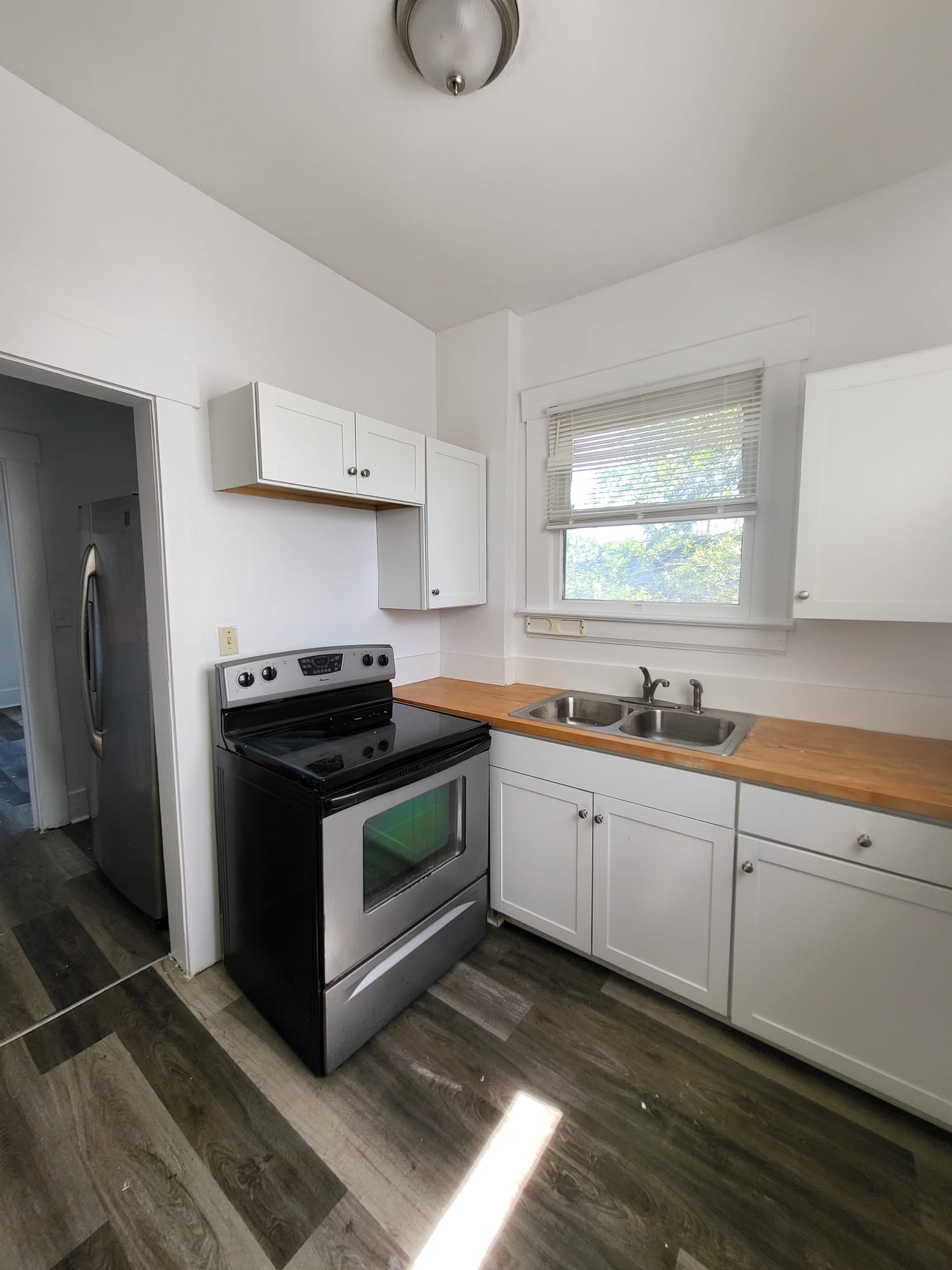 Jacksonville Multiplex: 234 E 18th St