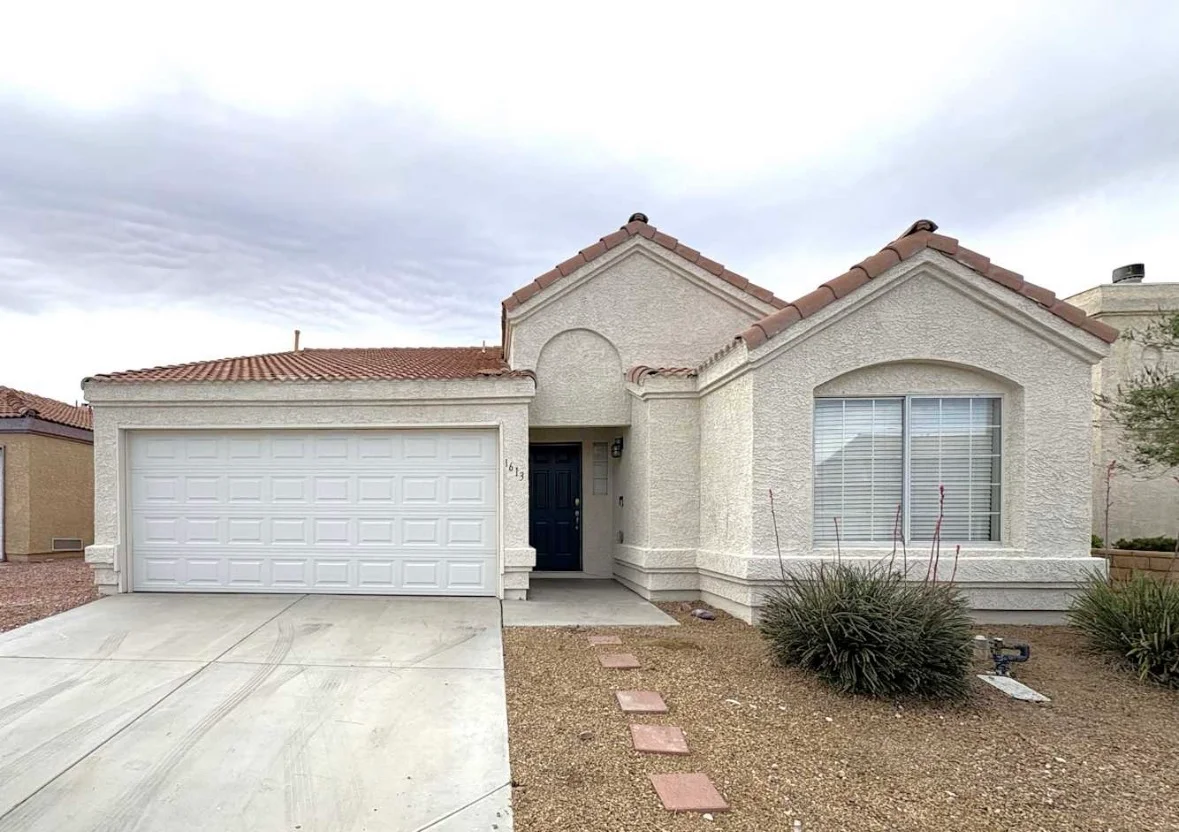 palm ct House: 1613 Fig Palm Ct, Las Vegas, NV