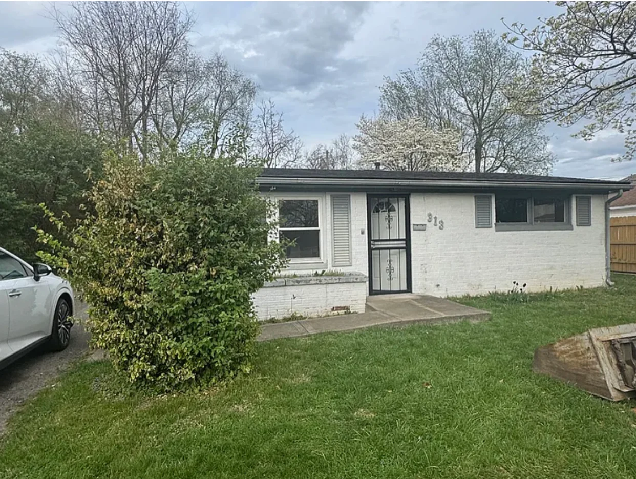 Lexington House: 313 Mockingbird Ln