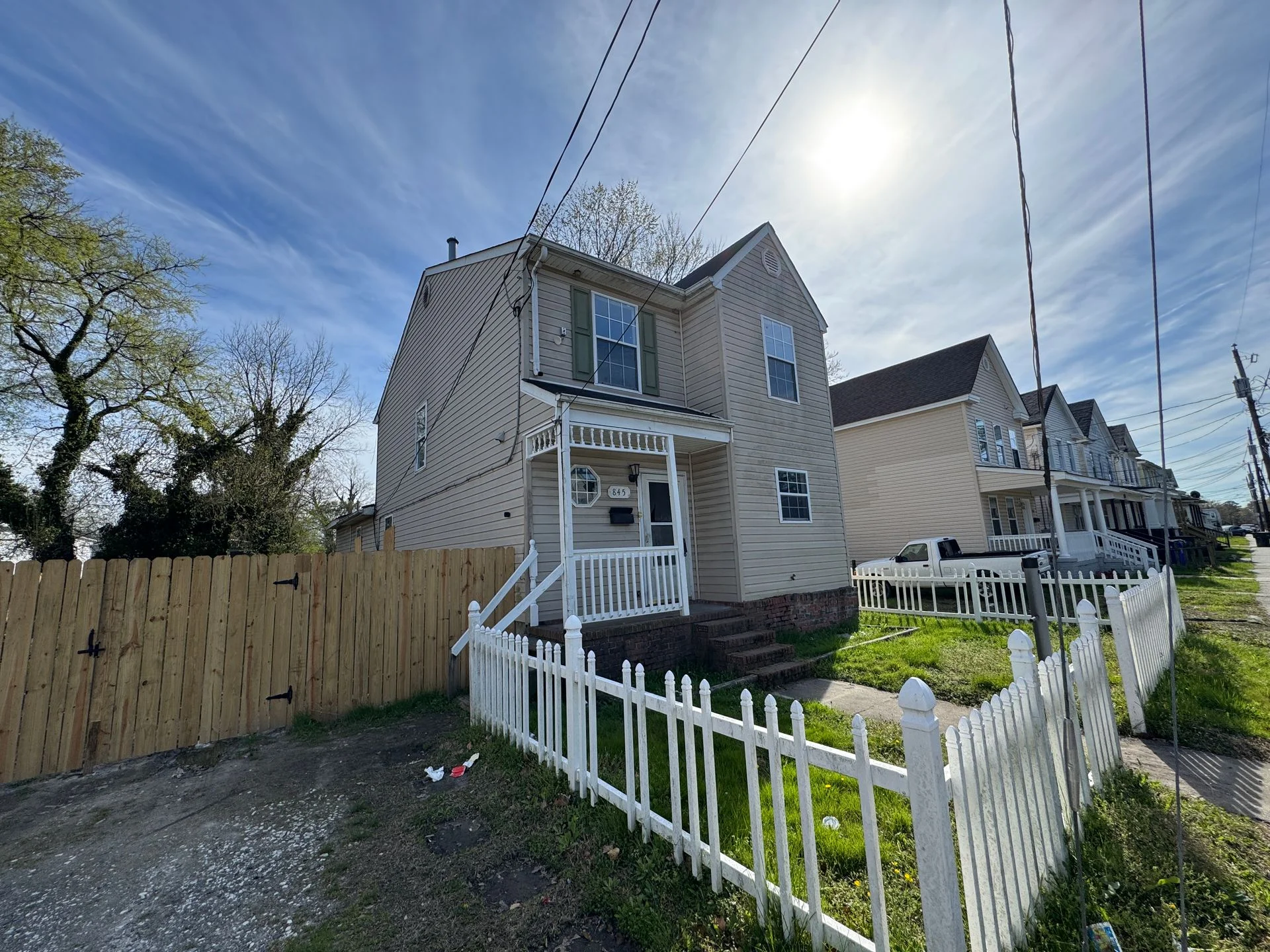 Norfolk House: 845 fremont st