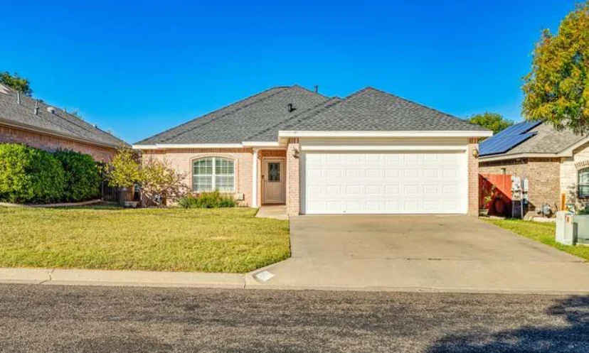 San Angelo House: 1223 Dorchester Dr