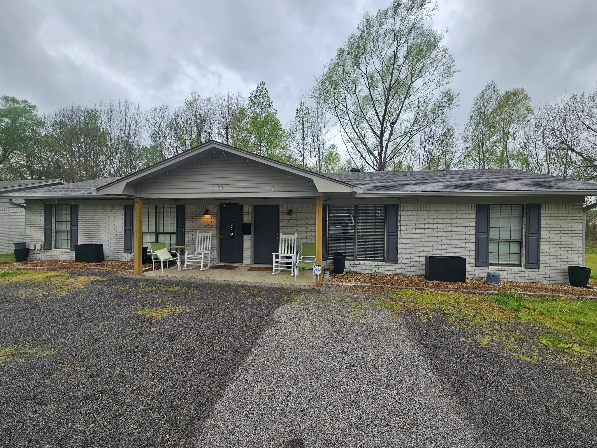 Greenbrier Multiplex: 20 Linder Rd