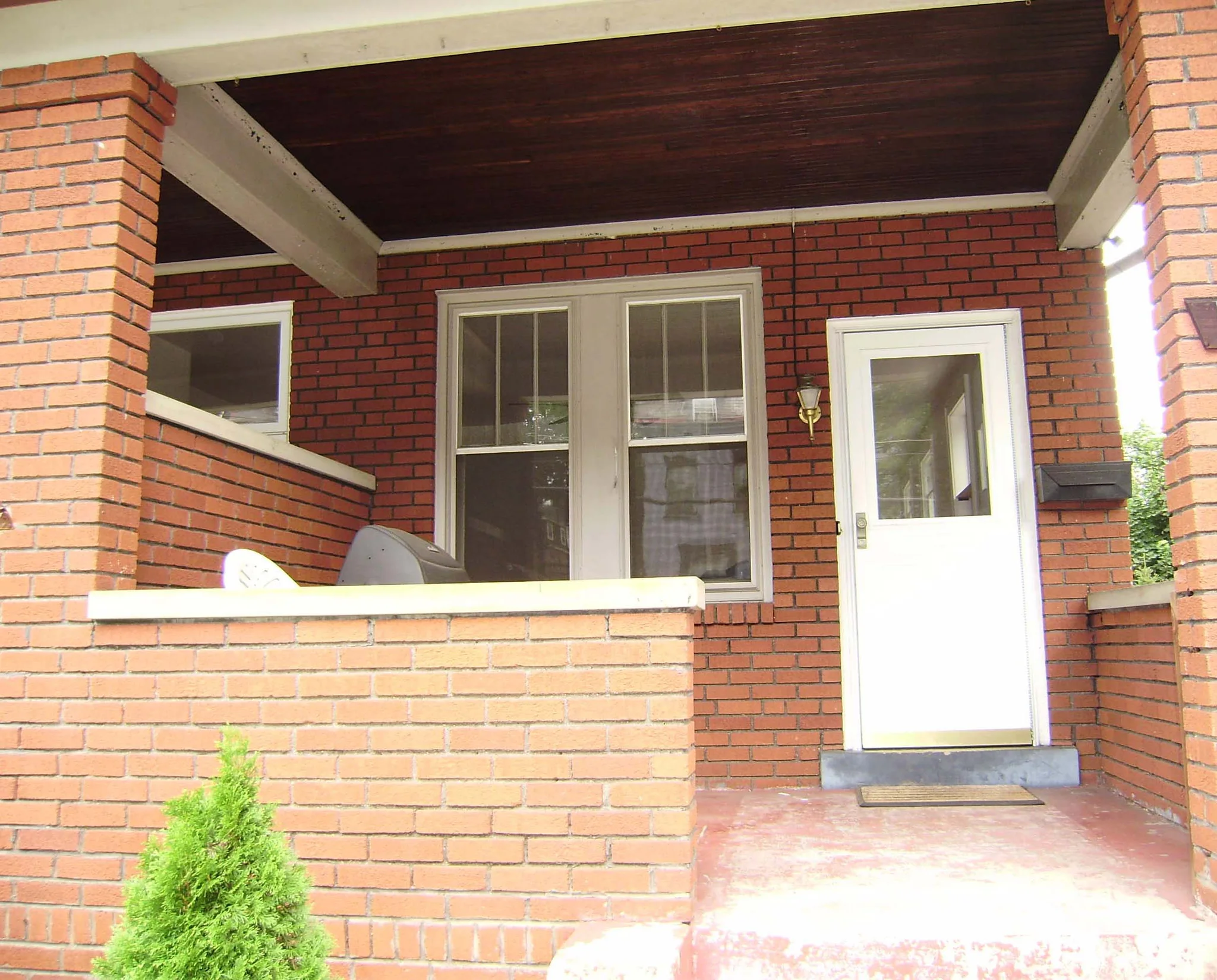 Pittsburgh Multiplex: 5623 Woodmont Street