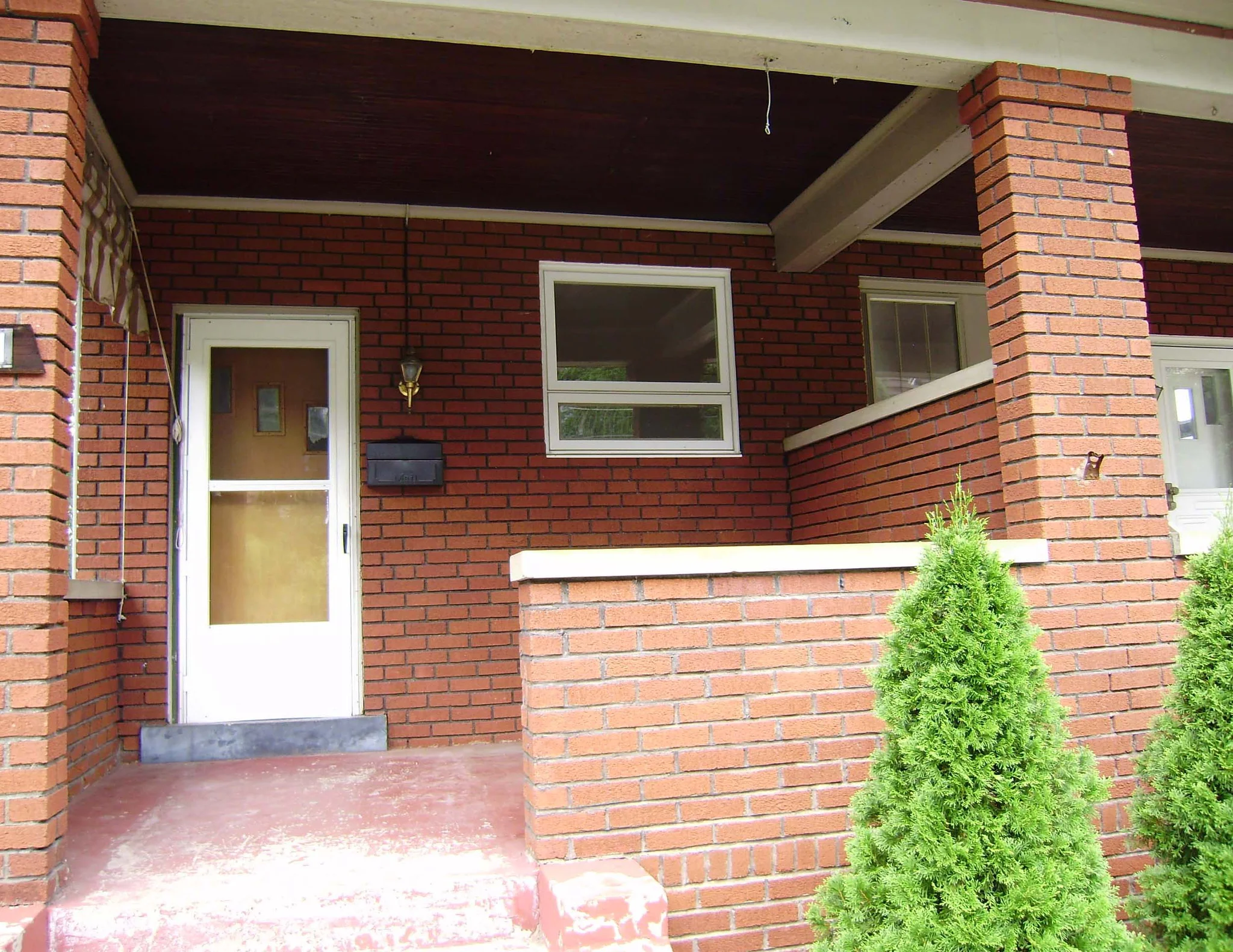 Pittsburgh Multiplex: 5621 Woodmont Street