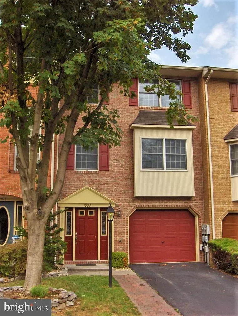 Hagerstown Townhome: 1026 Lindsay ln