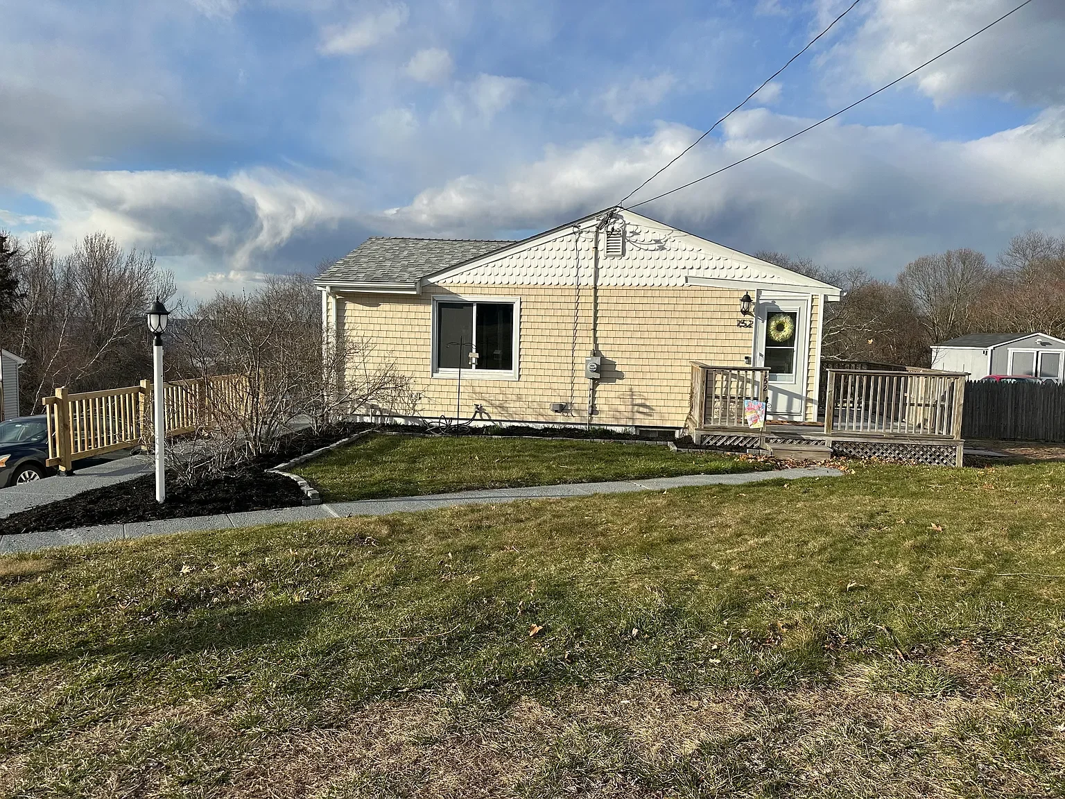 Tiverton House: 152 Lepes Rd