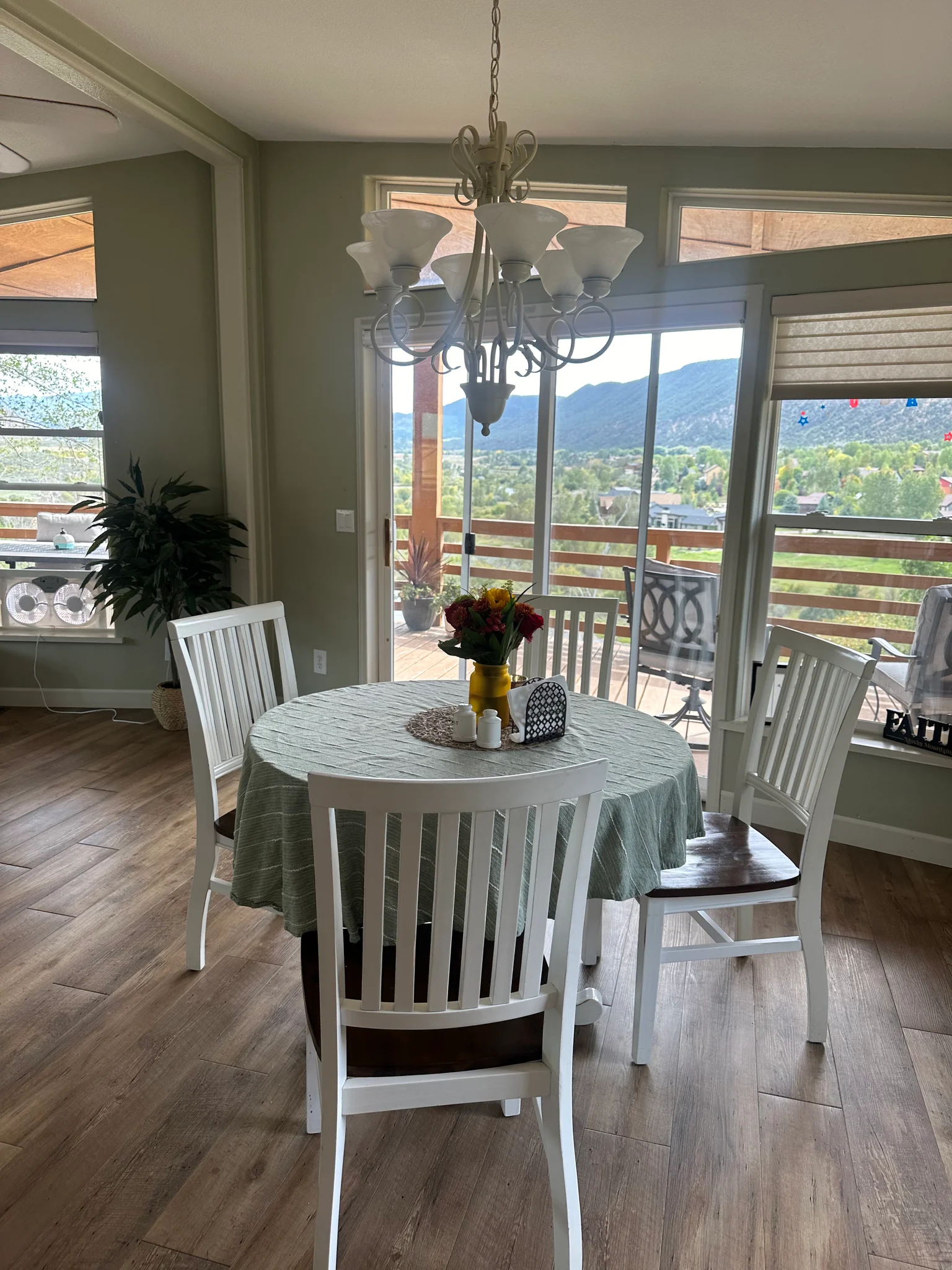 Glenwood Springs House: 329 Coryell Ridge Rd