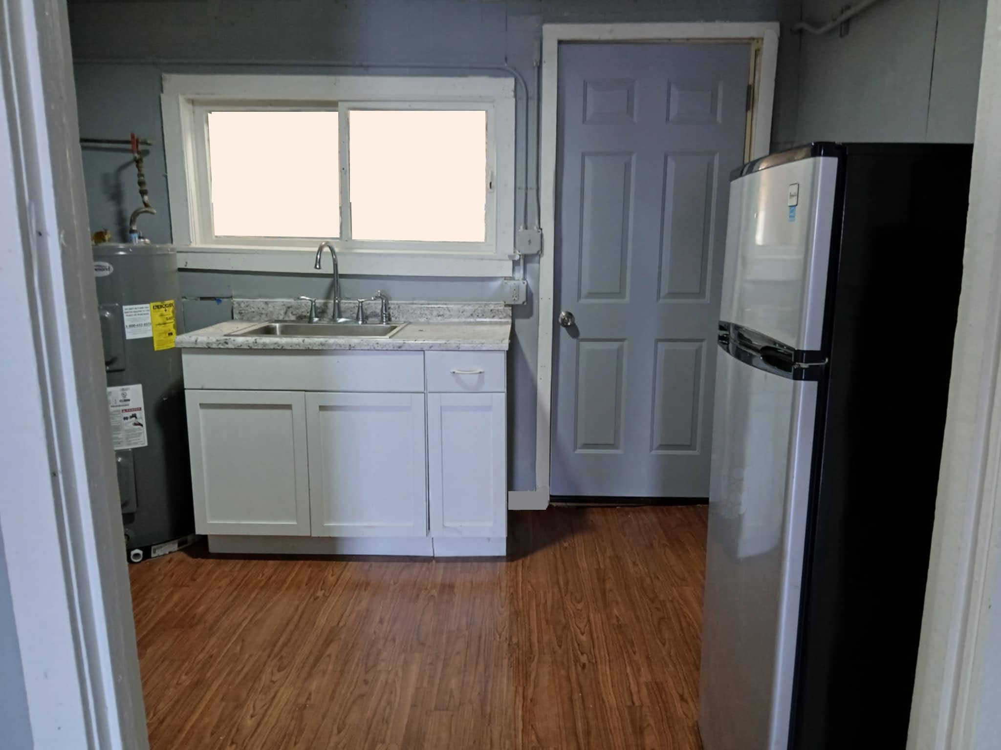 Huntington Condo: 325 Apple Street