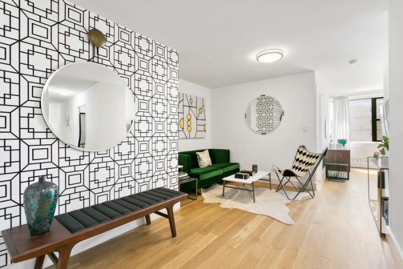 rego park House: 9820 62 Drive