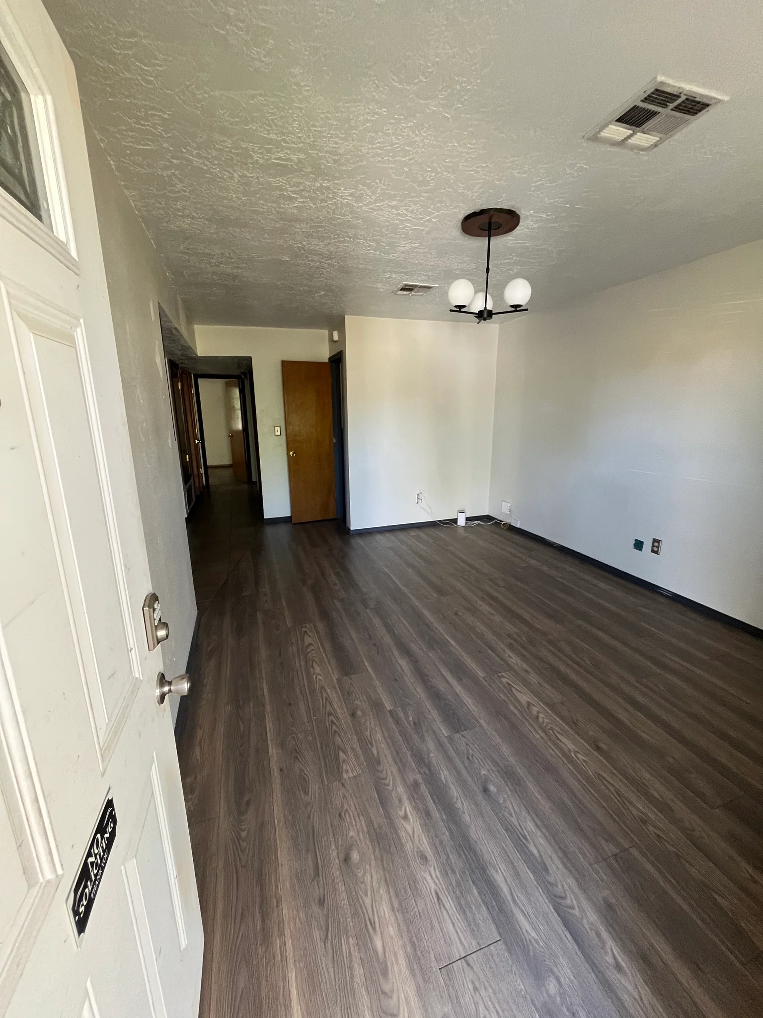 Duncan House: 6 N I St