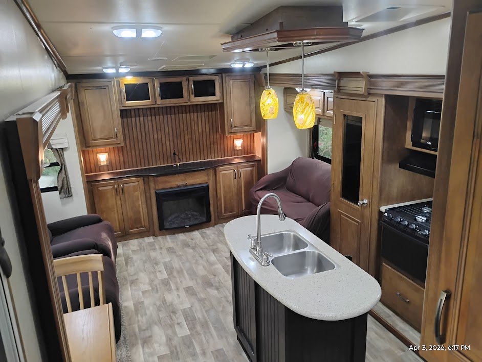 Hawkins House: 379 CR 3425