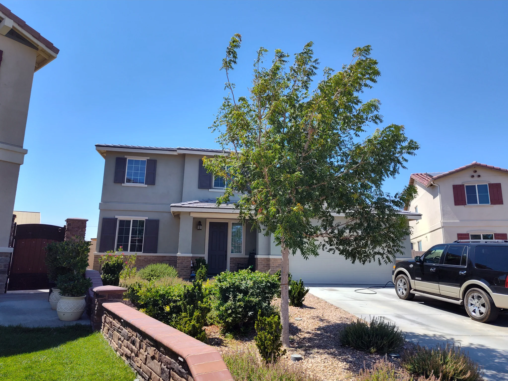 Lancaster House: 45133 44th St W