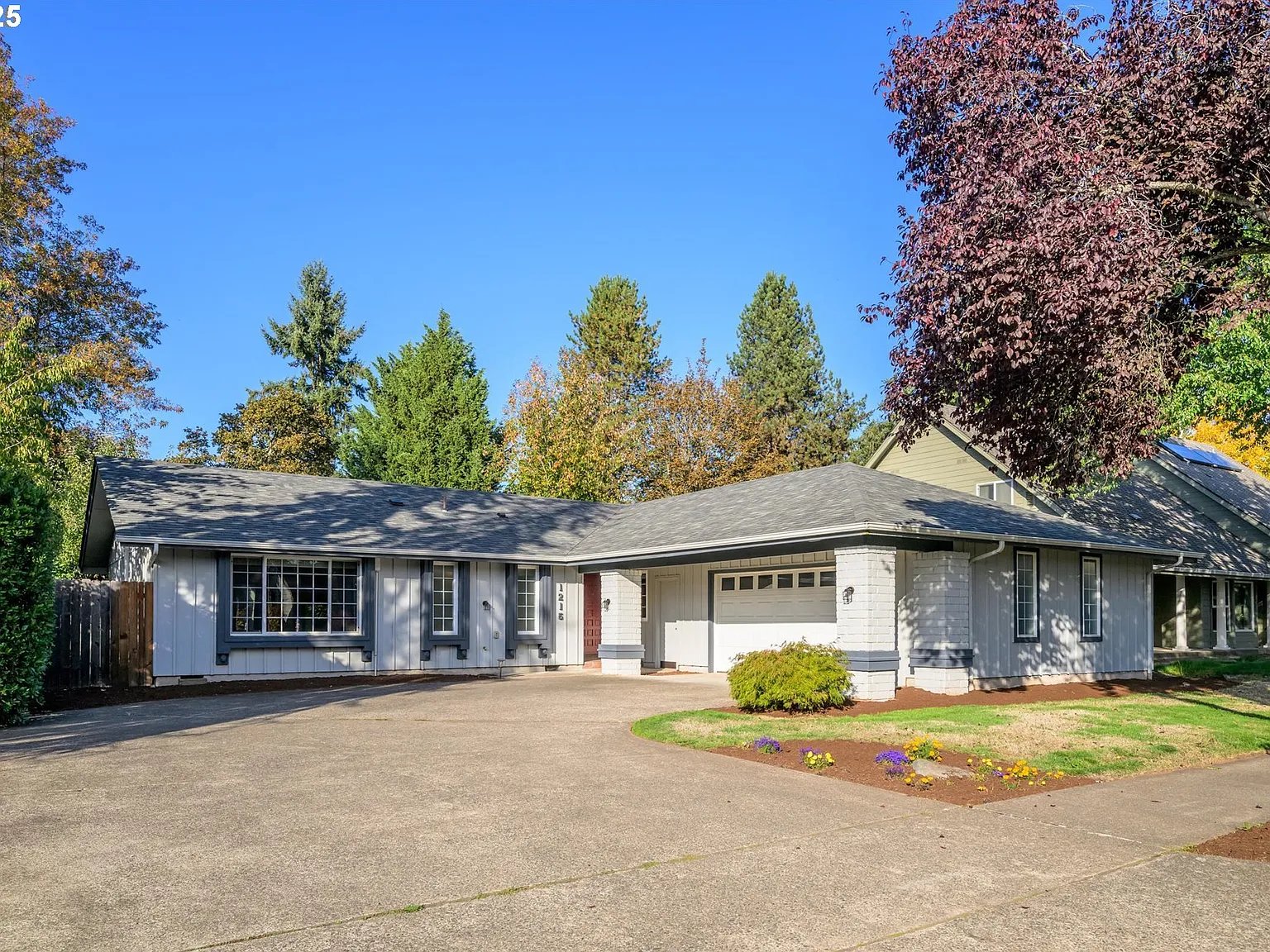 Eugene House: 1215 Cedar Ridge Dr
