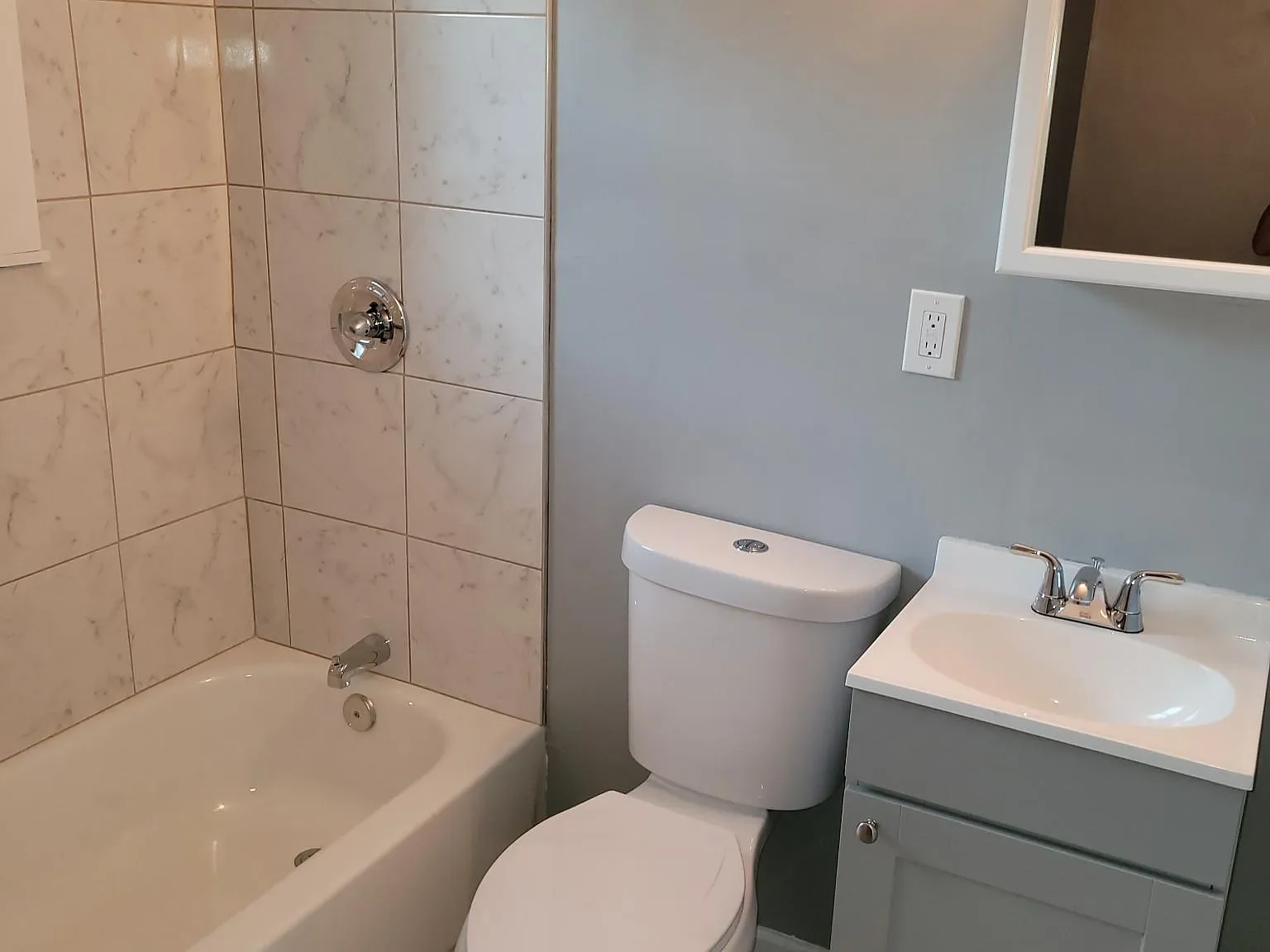 baltimore Townhome: 7022 surrey drive